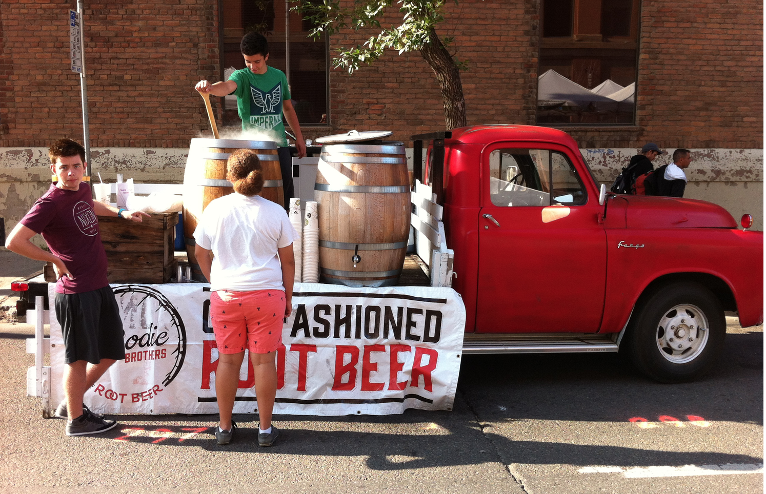 Who doesn't like old fashion root beer delivered in a vintage truck. 