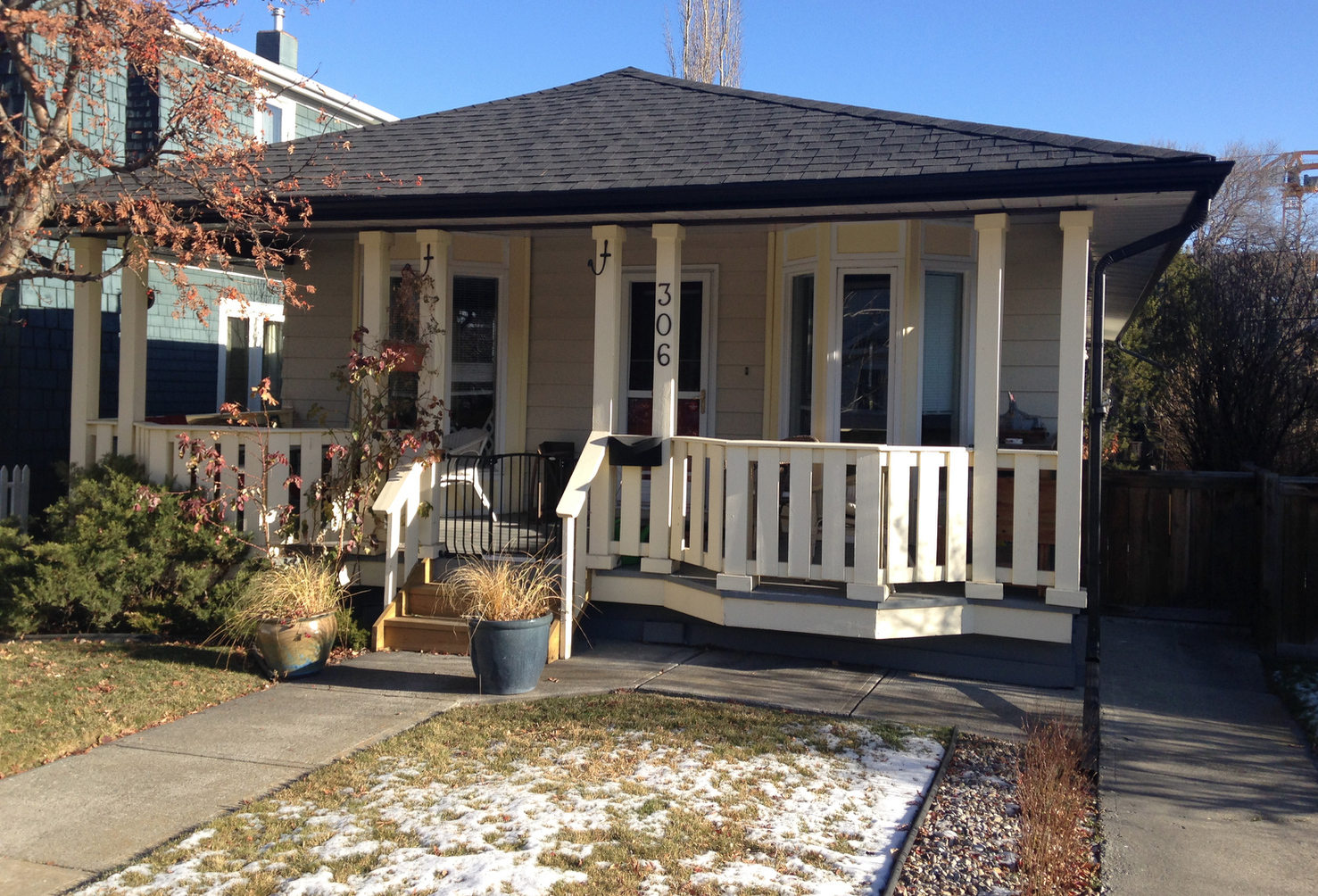 Tiny, tony cottage home.