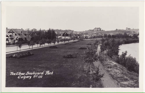 Found this old photo of the Elbow Boulevard Park along the Elbow River on the edge of Rideau Park. This is almost the same spot as the photo above. 