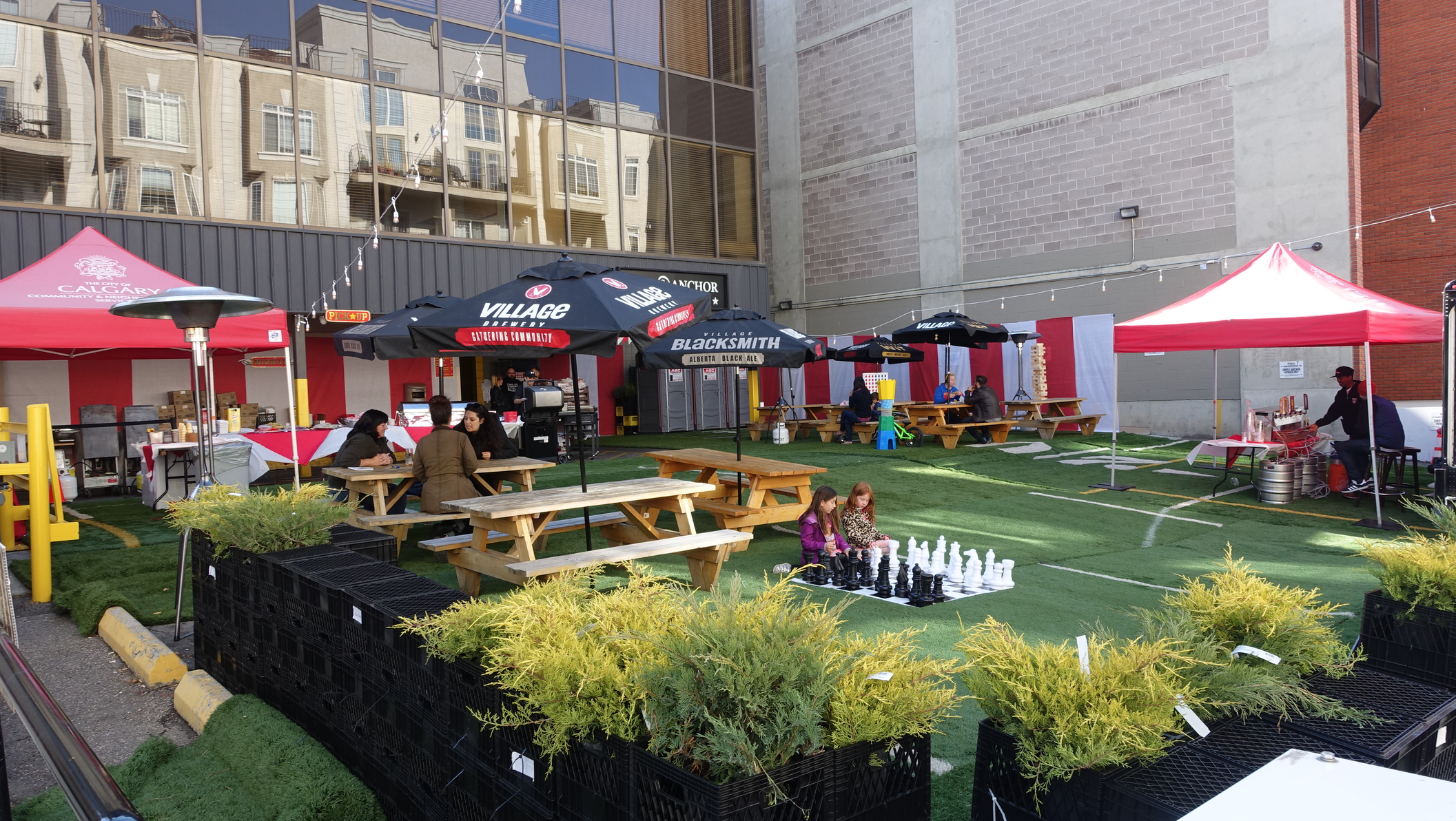 The Ship & Anchor back alley parking lot converted into s fun picnic games space. 
