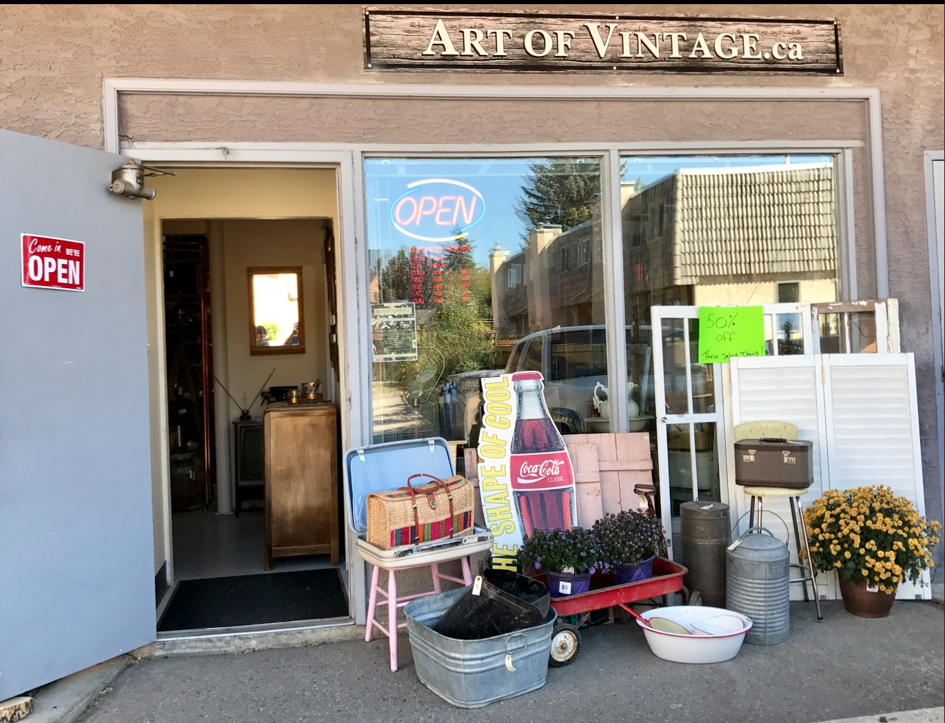 Art of Vintage back alley entrance. 