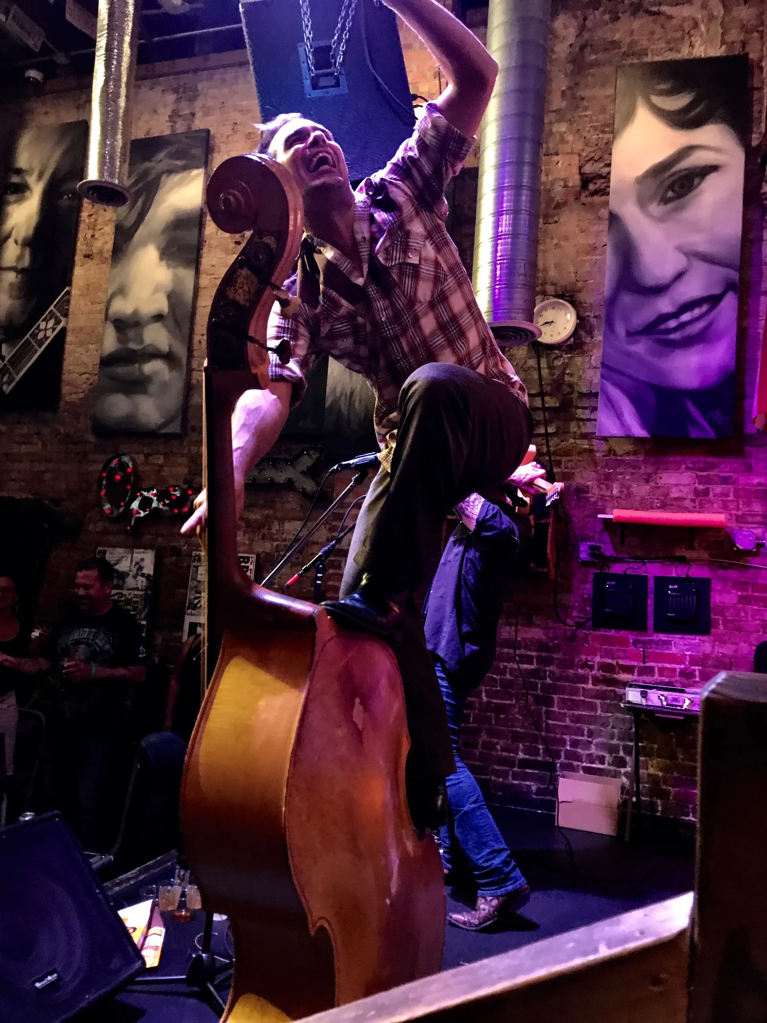 The Eskimo Brothers were having just too much fun at Layla's on Lower Broadway.