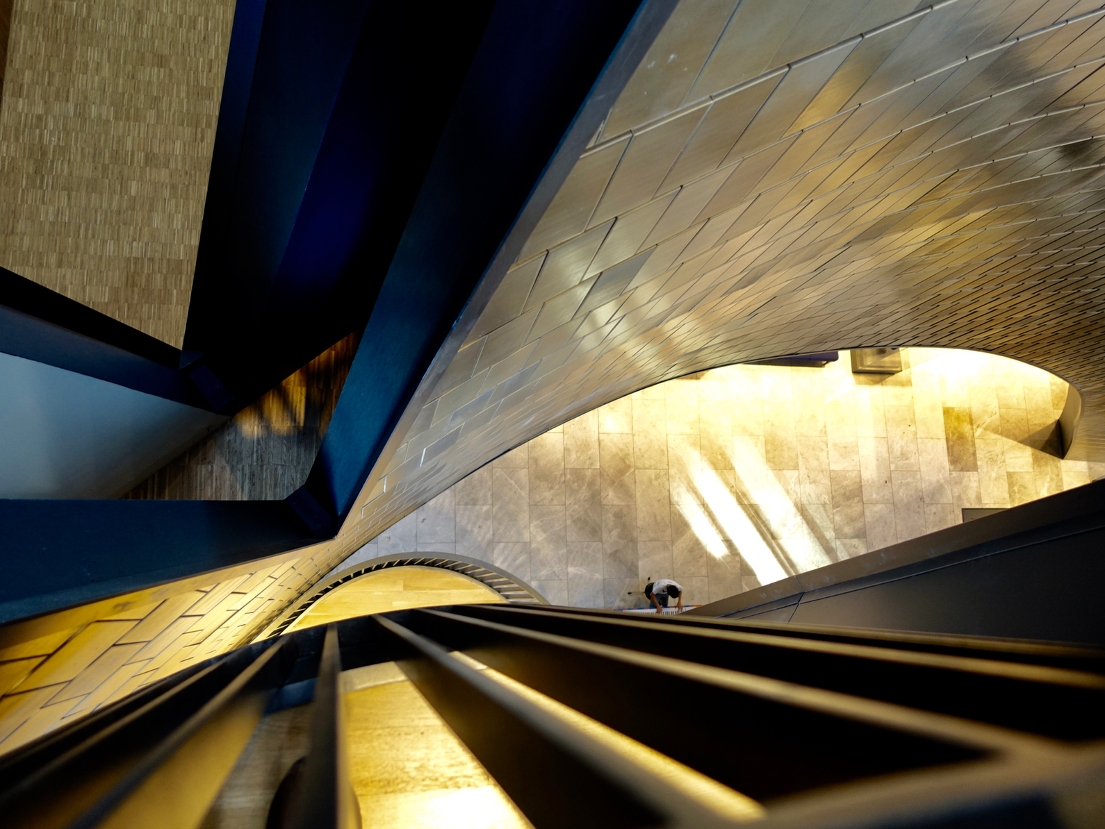 It is easy to get seduced by the museum's striking architecture. 