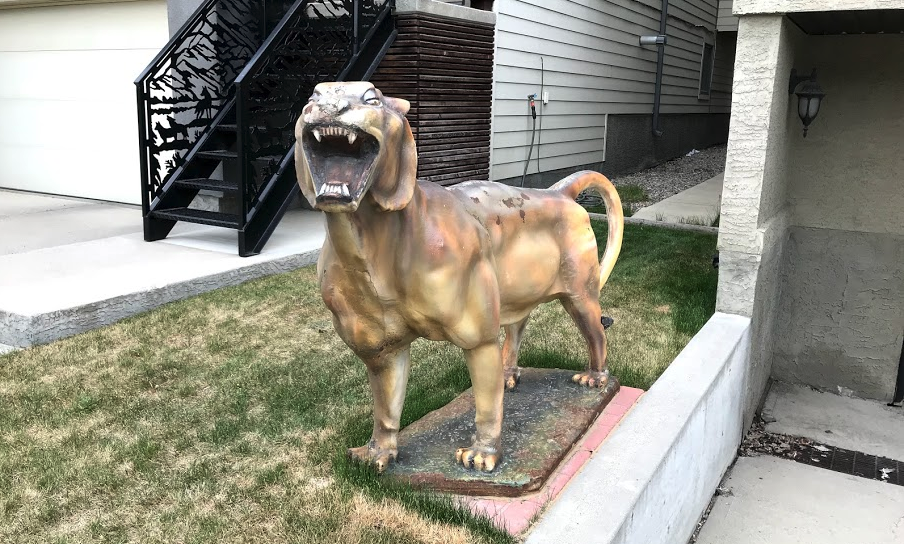 We do have a big angry cat scultpure? 