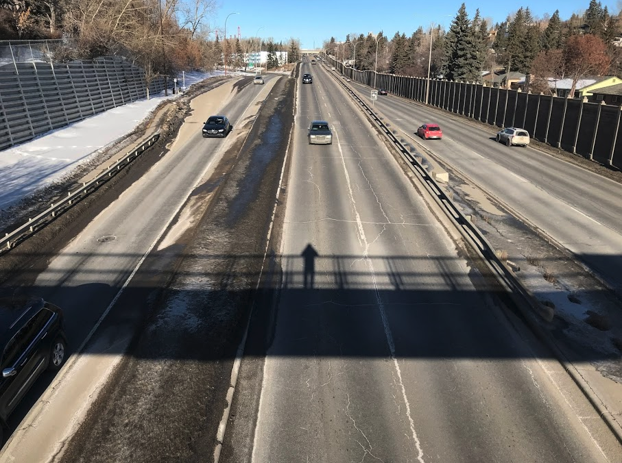 Crowfoot Trail Divide? Crowfoot Trail divides West Hillhurst in half - east and west. Many people think the west half is in Parkdale. It is currently undergoing a mega makeover that will hopefully be more pedestrian, cycling and driver friendly.