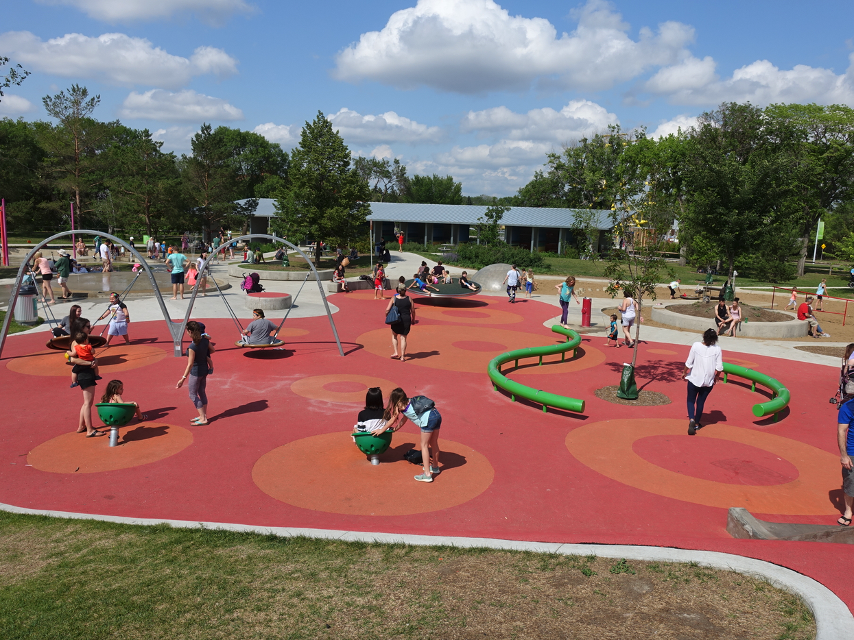 Kinsman Park is Saskatoon’s signature and historic downtown park is located just off the river. It has a lots of activities for families.