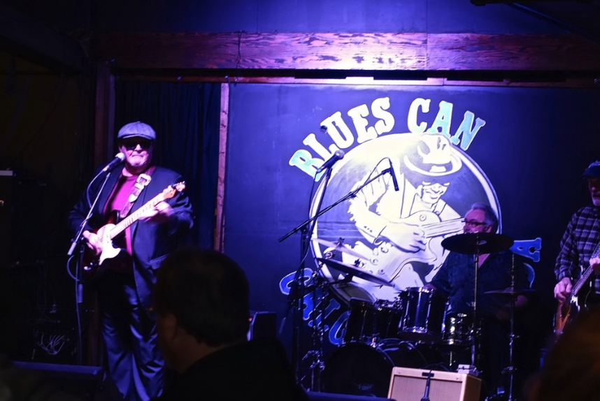 Tim Williams hosts the Saturday Blues Jam at the Blues Can. Wiliams won the 2014 International Blues Competition in Memphis not only as the best solo/duo performer, but as best guitarist.