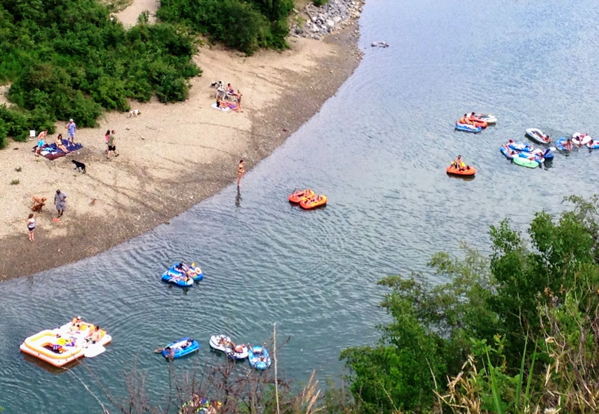 There are pebble beaches all along both the Bow and Elbow Rivers.
