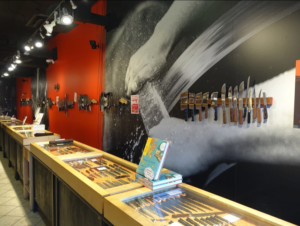 Inglewood is home to Canada’s Knifewear’s flagship store as well as numerous other independent shops, restaurants, pubs and shops.