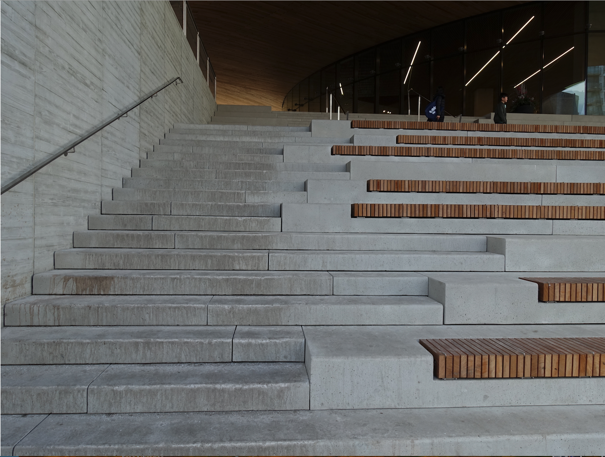 The stairs as the back door are too narrow to allow a group of people to go up and down them at the same time.