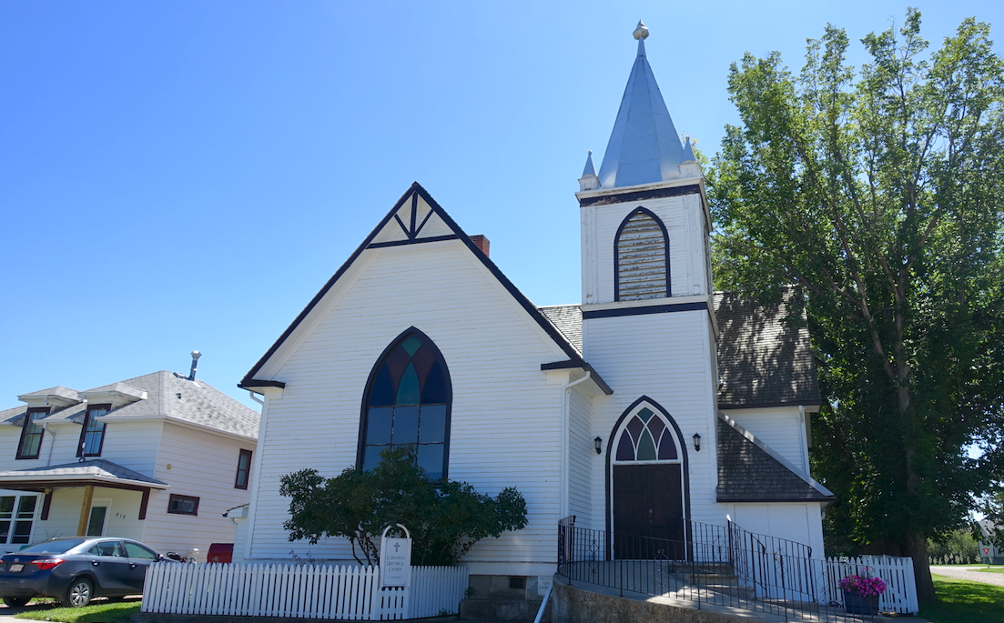 We were surprise to find this well preserved church on a side street, it was a reminder of the importance of churches in establishing communities across the prairies a 100 years ago.