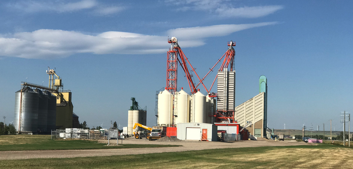 After an over night stay in Lethbridge our next stop was Magrath (population 2,374) where we were greeted by its unique skyline.