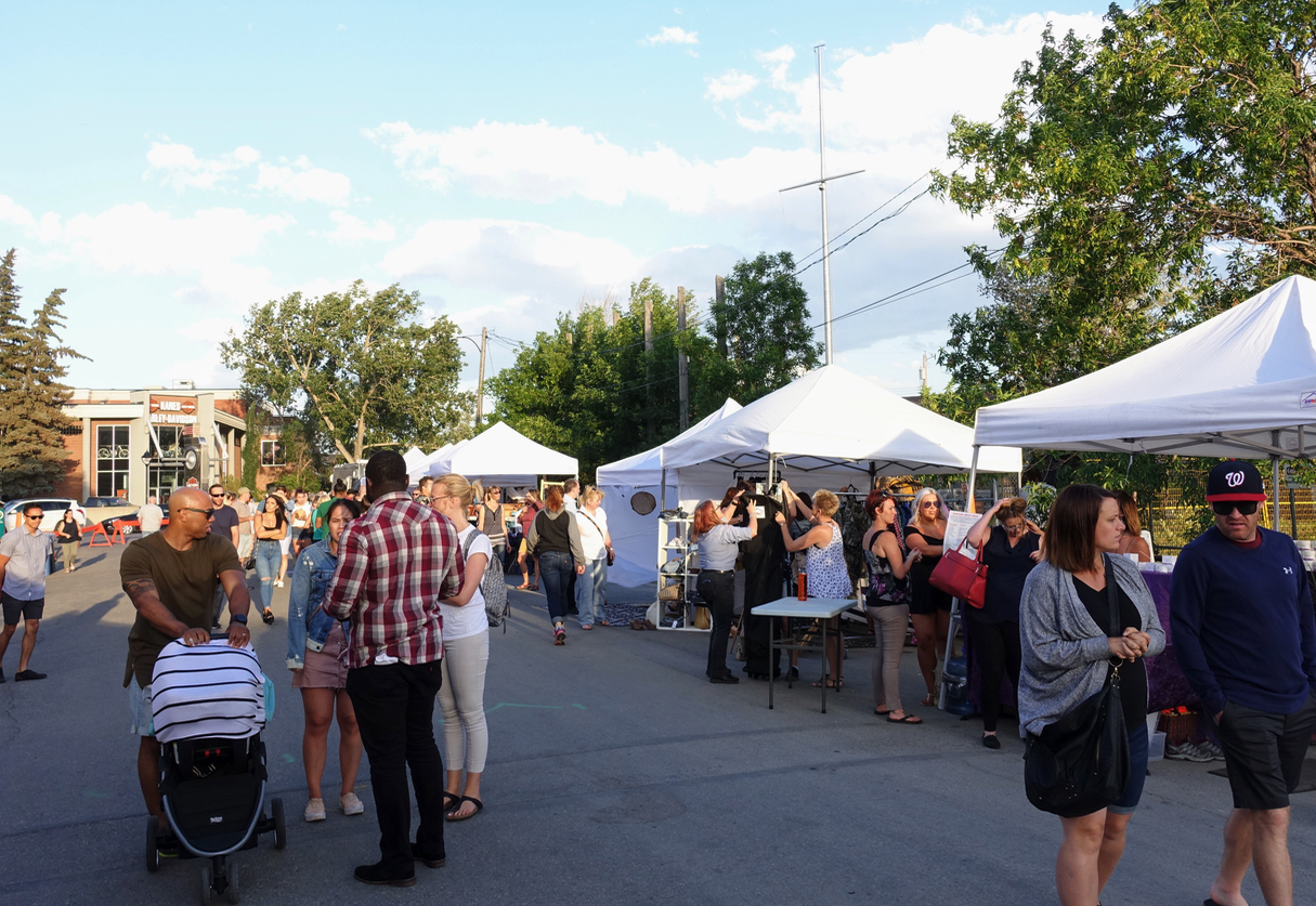 Many of the neighbourhoods surrounding Stephen Avenue Walk have summer farmers’ markets, night markets and annual signature events.