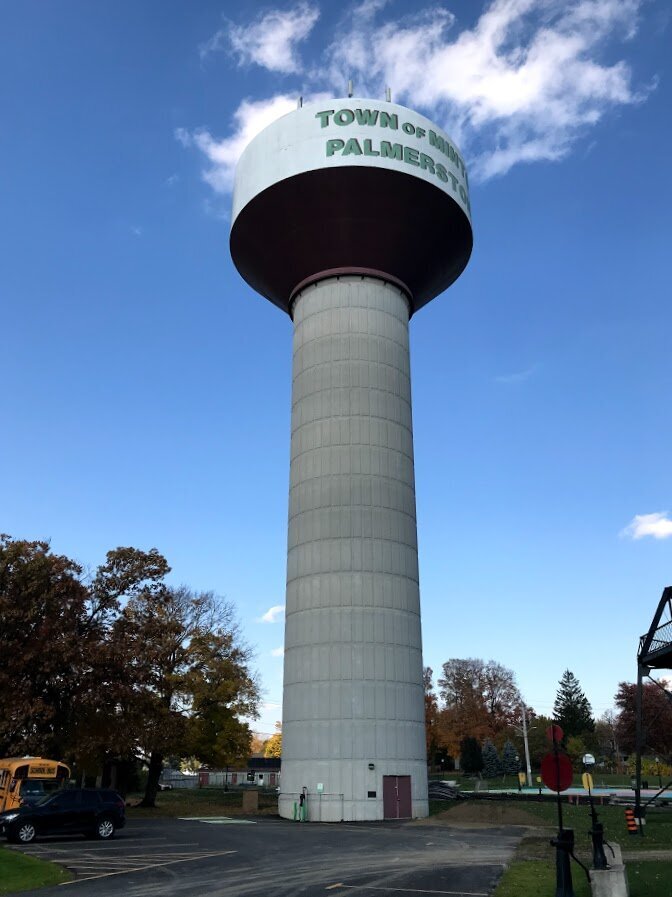 Love the small town water towers in Southern Ontario. Reminds me of home i.e. Calgary Tower.