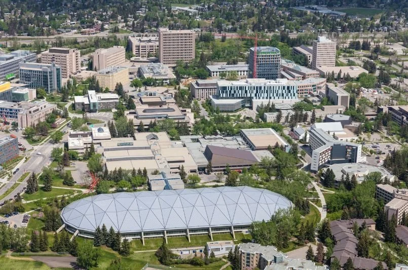 Calgary: “The Little Frontier City in the Canadian Foothills”