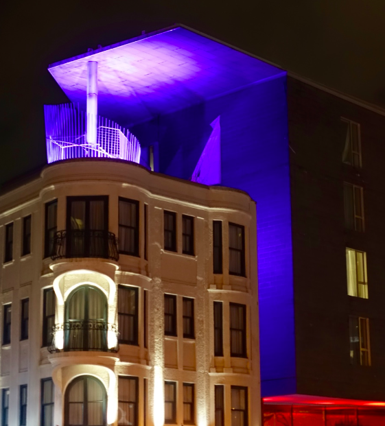 Montreal After Dark: a clear plan for laughs, music, and late bites