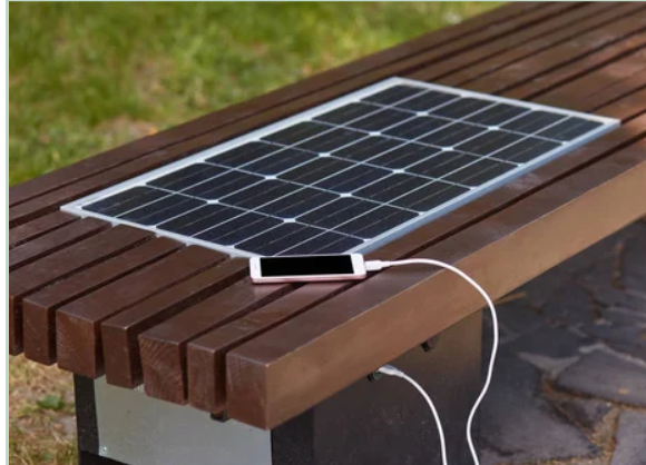 Public spaces and digital lifestyle