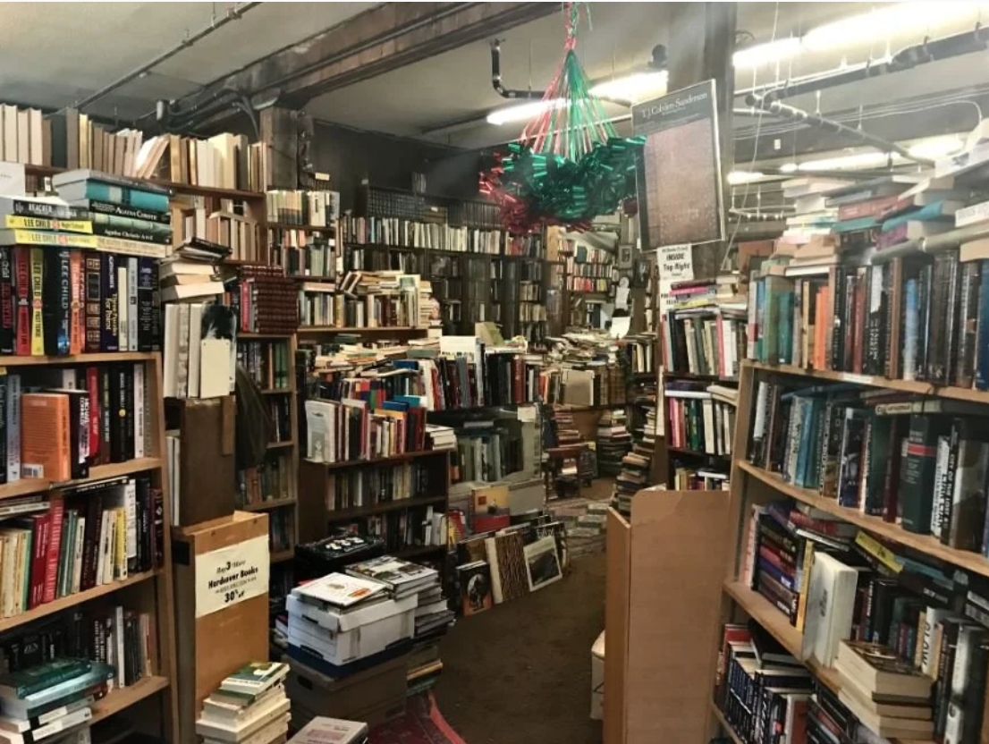 Vancouver Fun Flaneur Finds: Bookstores, Pizza Parlours, Hospital, Cafes