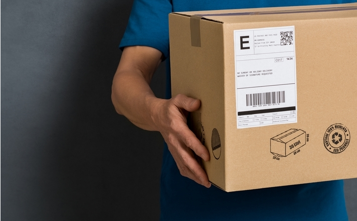 How Travelers Can Avoid Customs Issues When Shipping Items from Canada