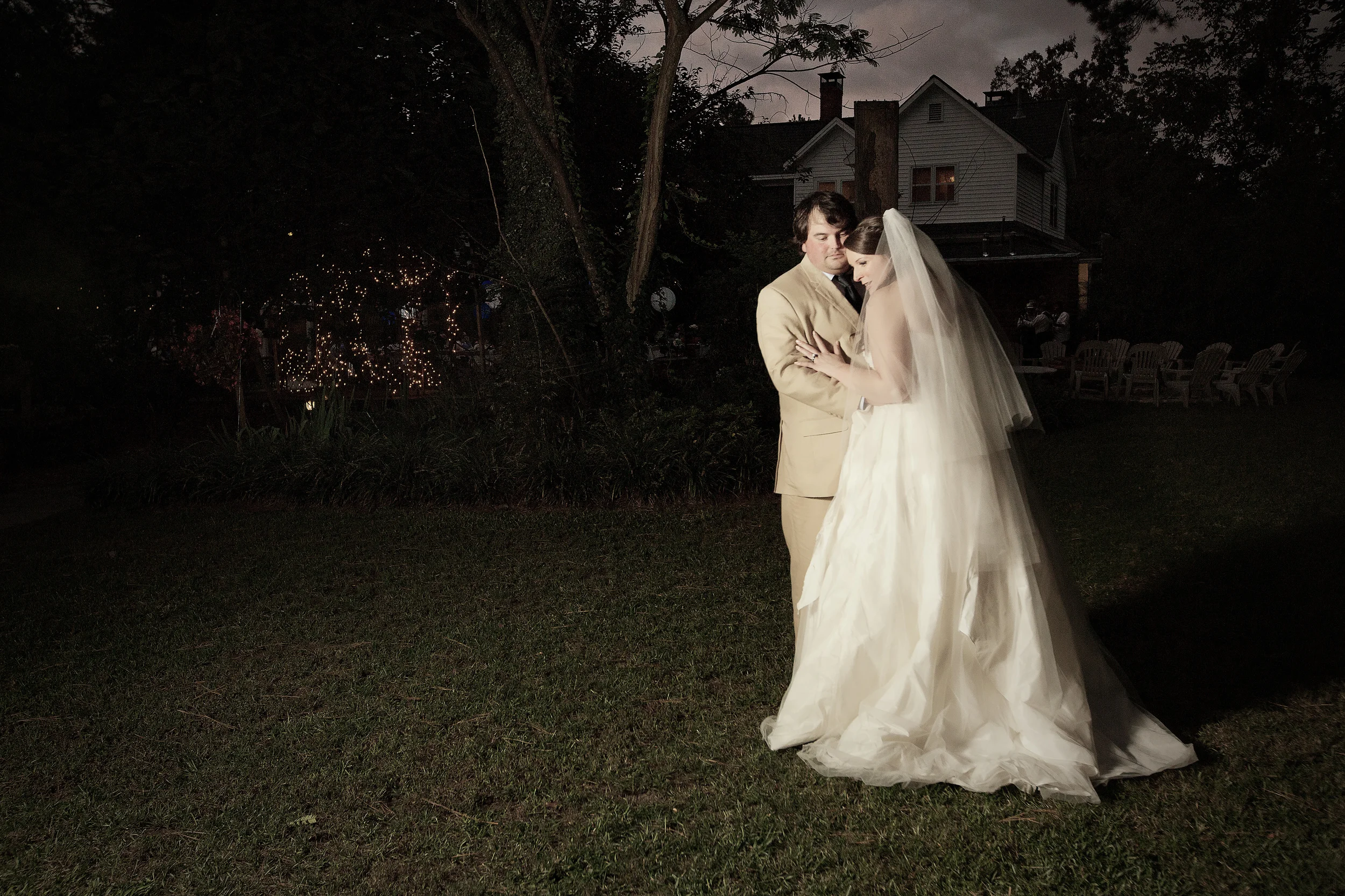 Couple at sunset at Four Oaks Manor in Georgia.