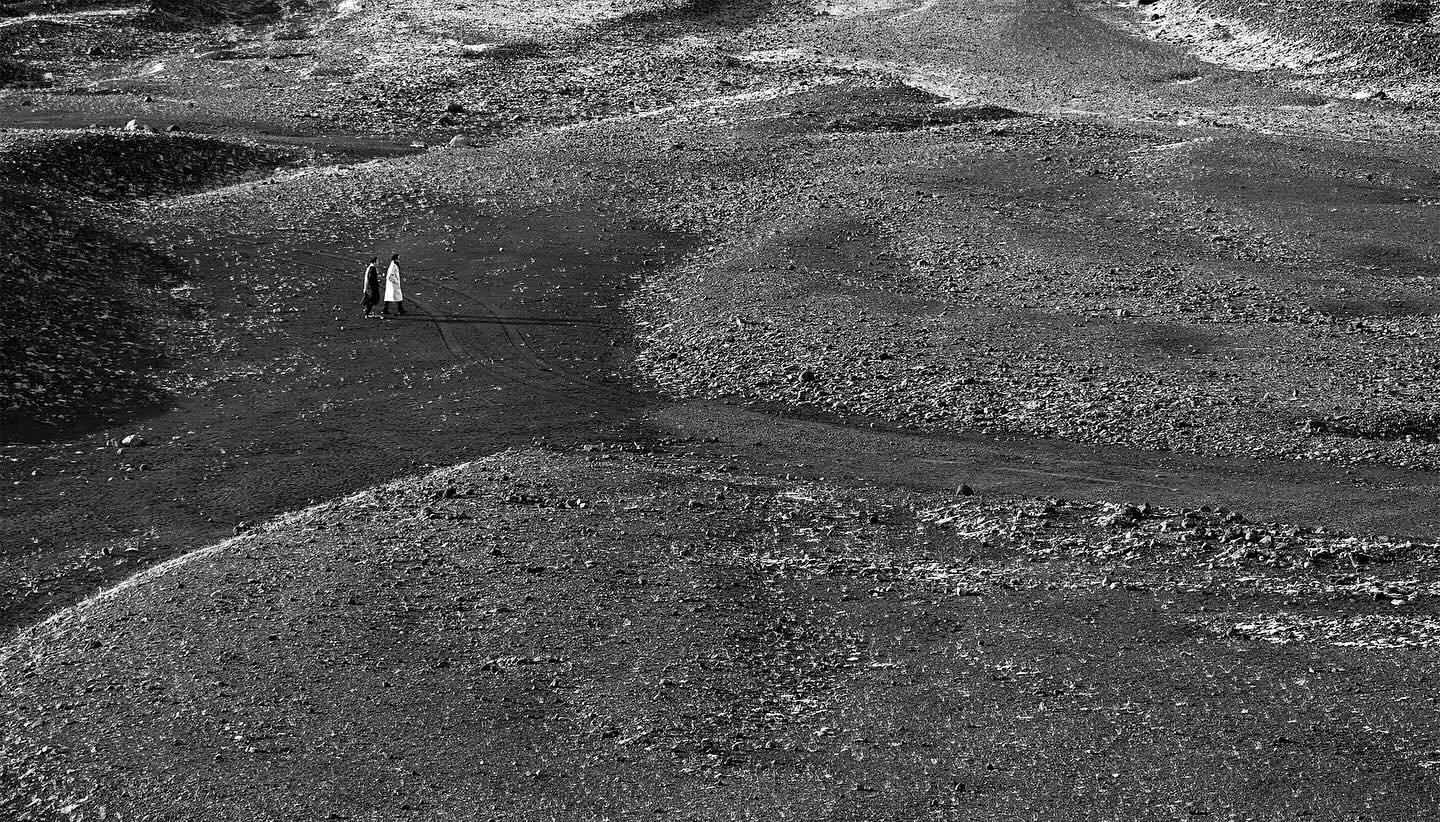 Who&rsquo;s walking beside you on your greatest adventure?

Last month in Iceland, I visited a glacier and noticed two guys walking along a lower path. Their stylish attire stood out, but what struck me most was how they reminded me of Frodo and Sam 