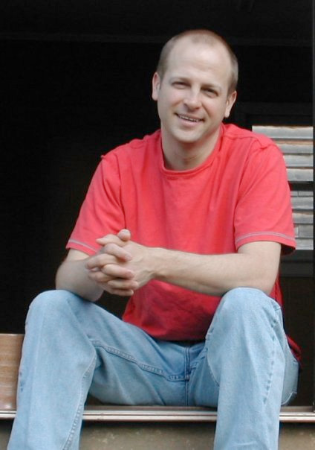 Profile_redshirt.jpg