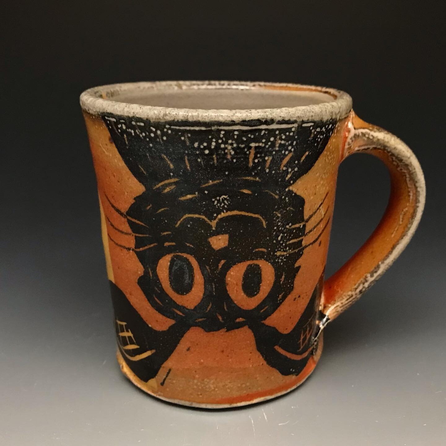 Upside down rabbit mug. 
#mugshot #rabbit #pottery #ronphilbeck #sodafired