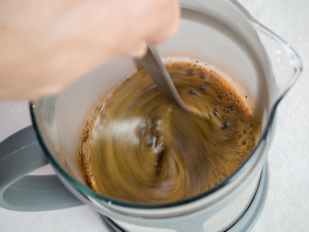 Stirring Plunger Coffee