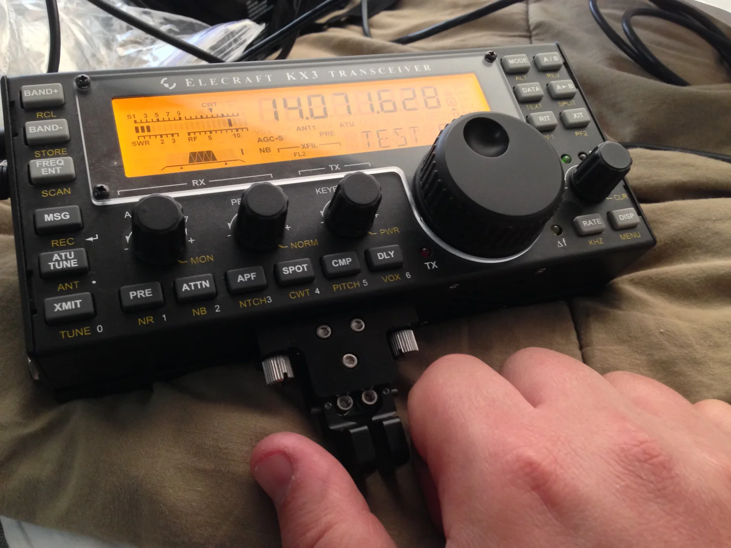 Making a quick CW QSO using the KX3 from the camper.