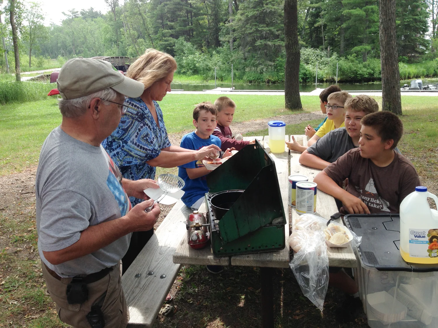 Shore lunch fish fry (kids boat trip)