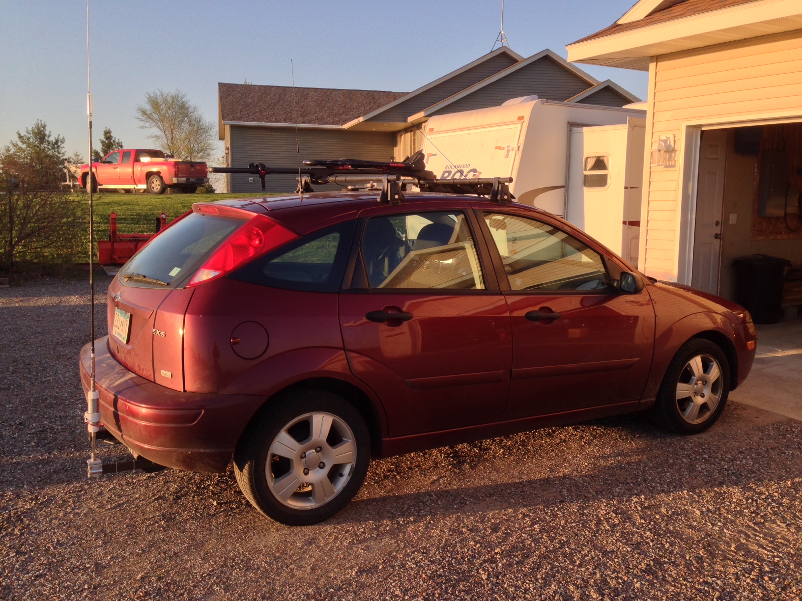 The clown car with the reconfigured antenna now set for base loading