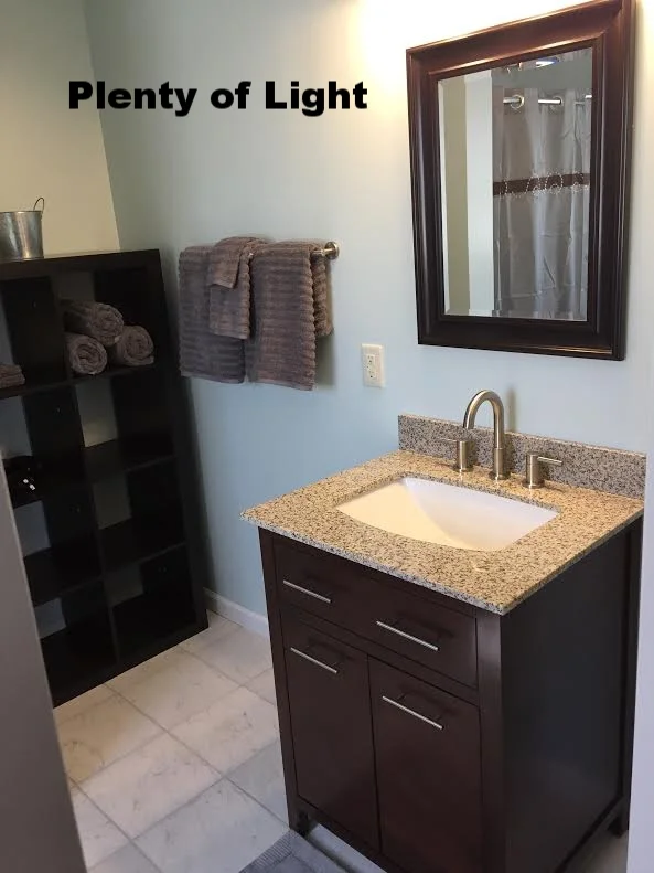 Barn Apt. Bath 2.jpg