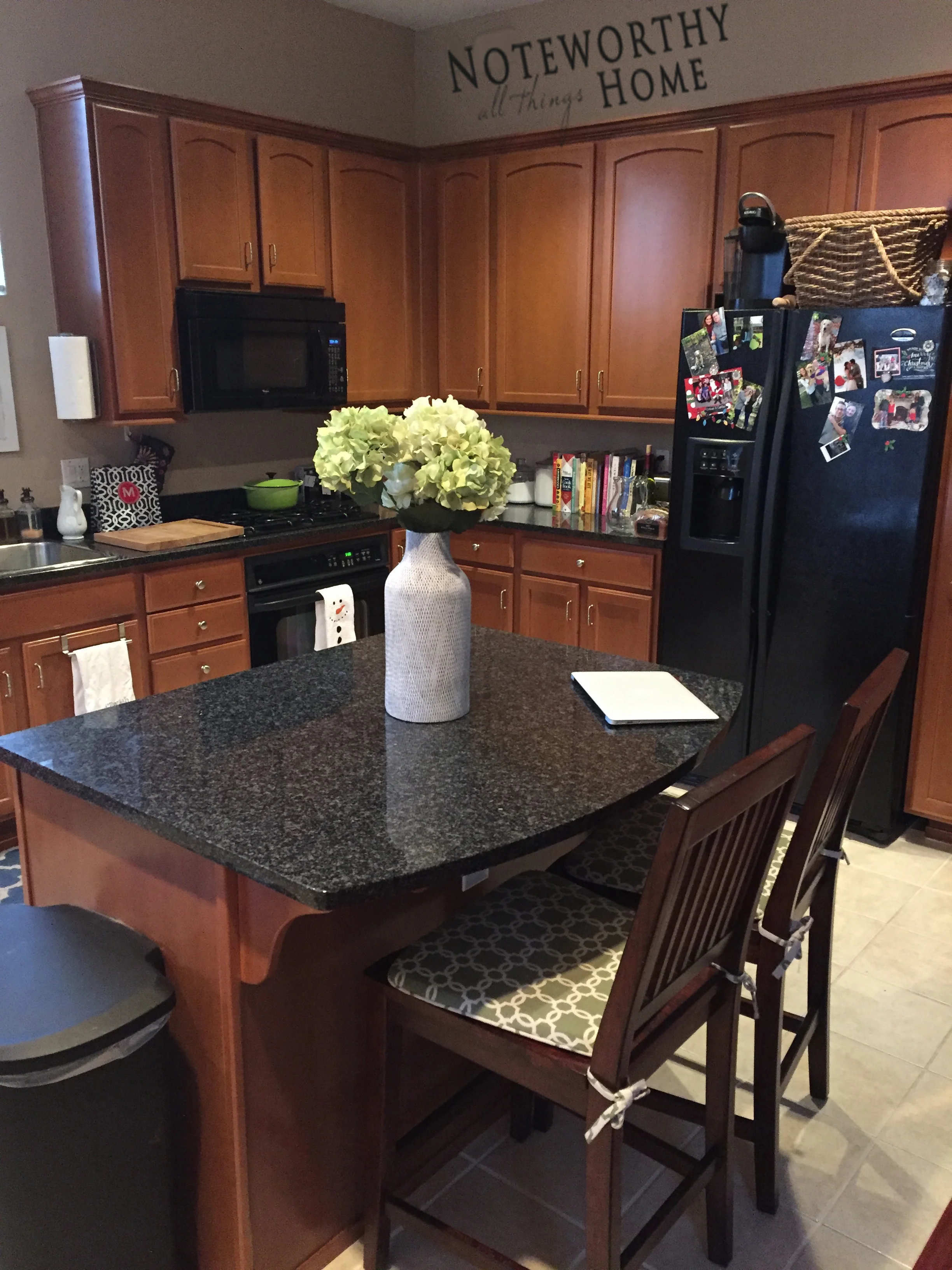 kitchen1.jpg