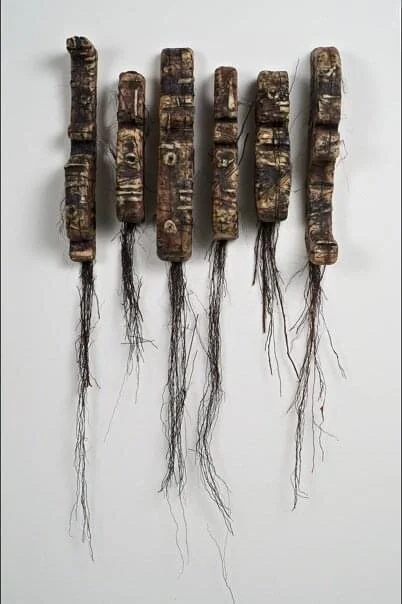 "Sueños lejanos recuerdos ciegos"