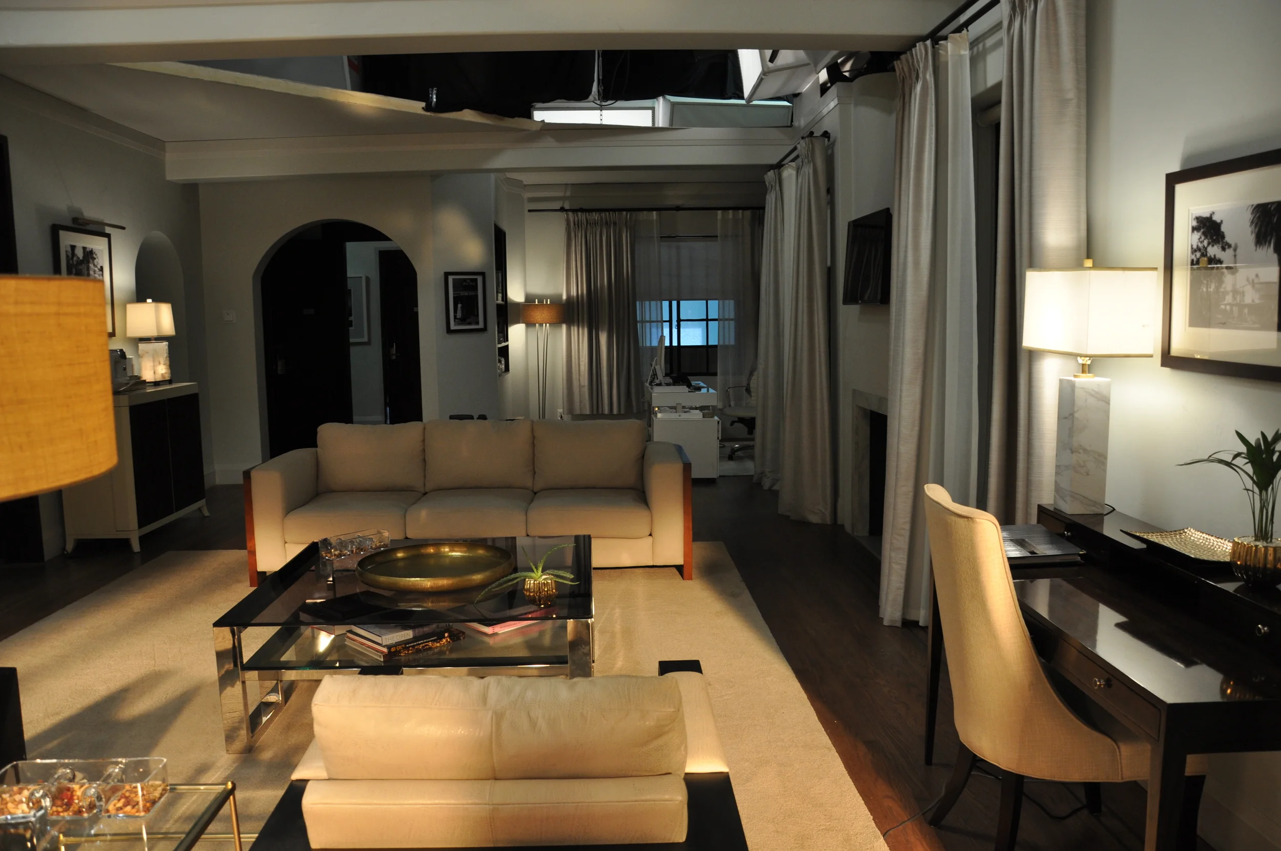 Rush's Hotel Rm - 37.JPG