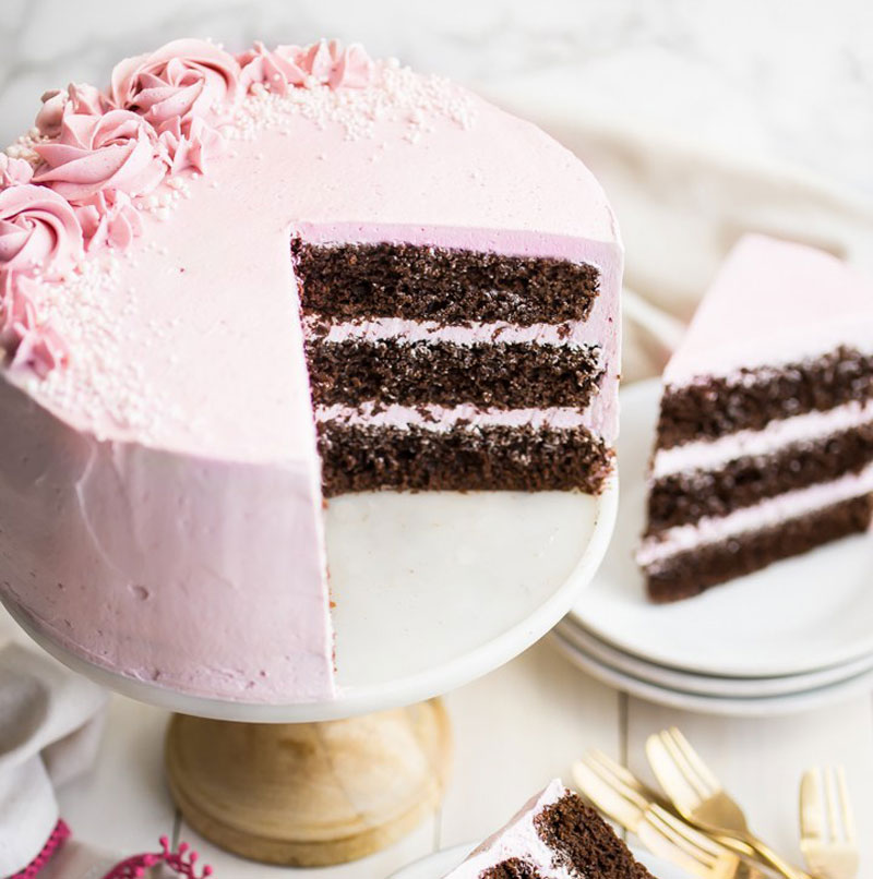 Delicious looking cake from http://bakingamoment.com