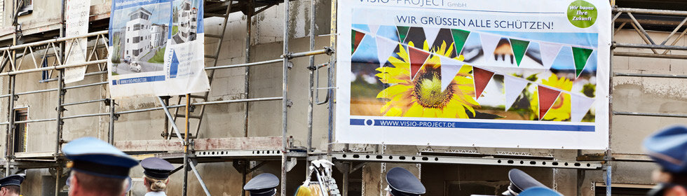 Gesehen werden: Aussenwerbung Bauprojekt 