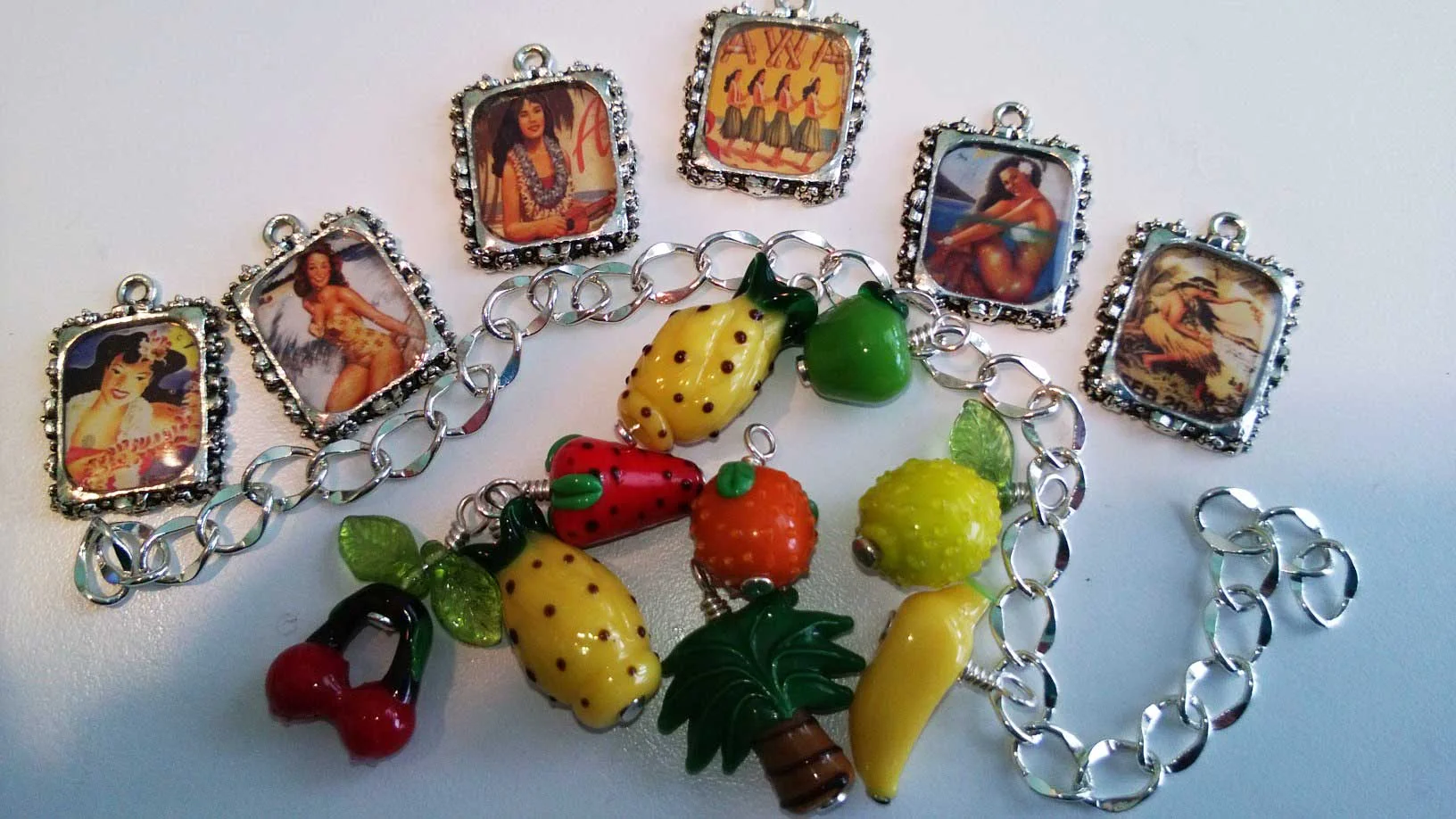 hula-charm-bracelet-2.jpg
