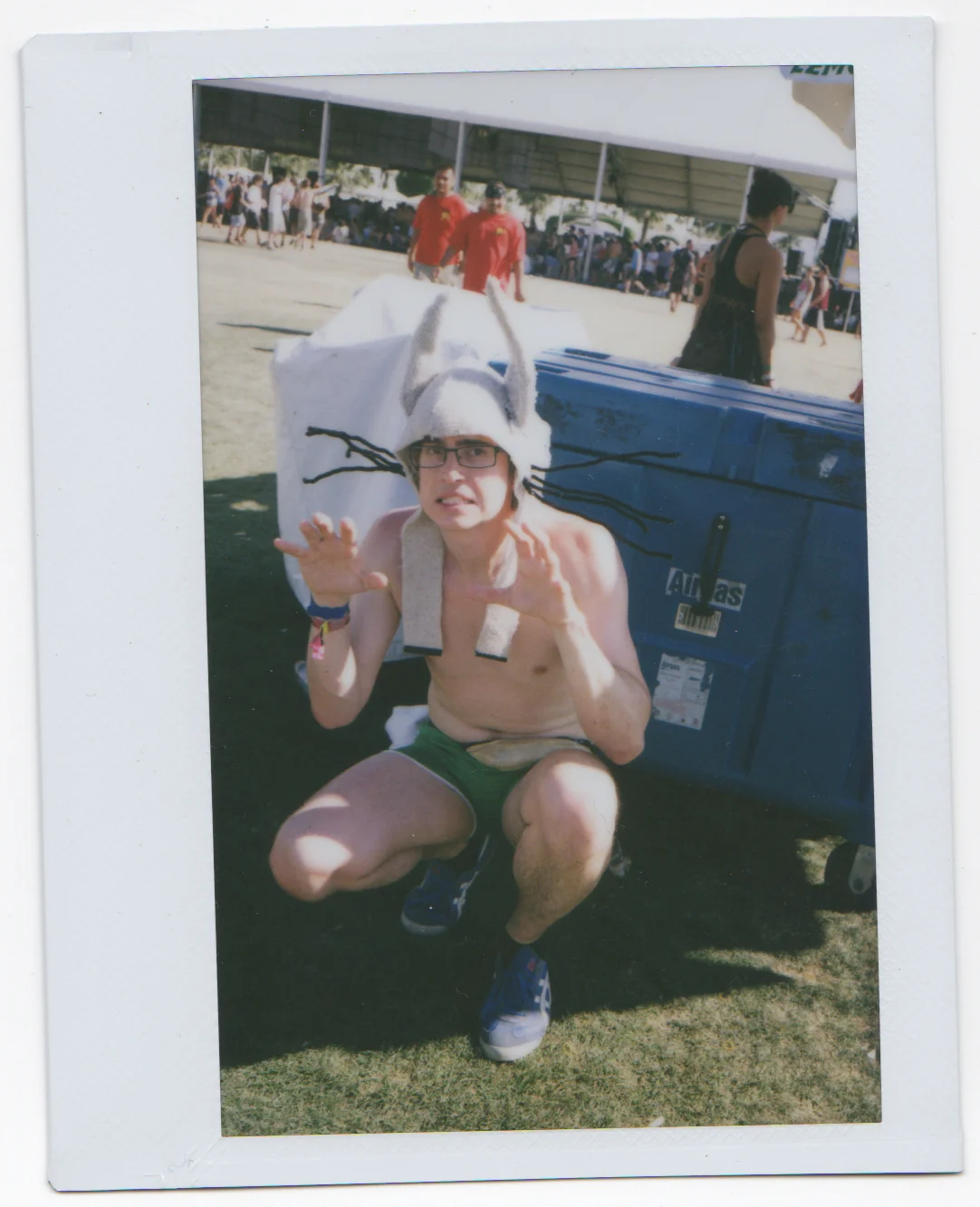 coachella_crazy_hat1.jpg