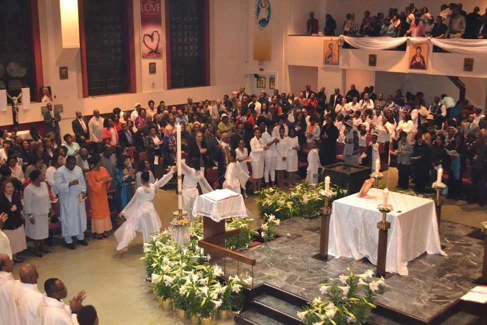 Easter_Vigil1093.jpg