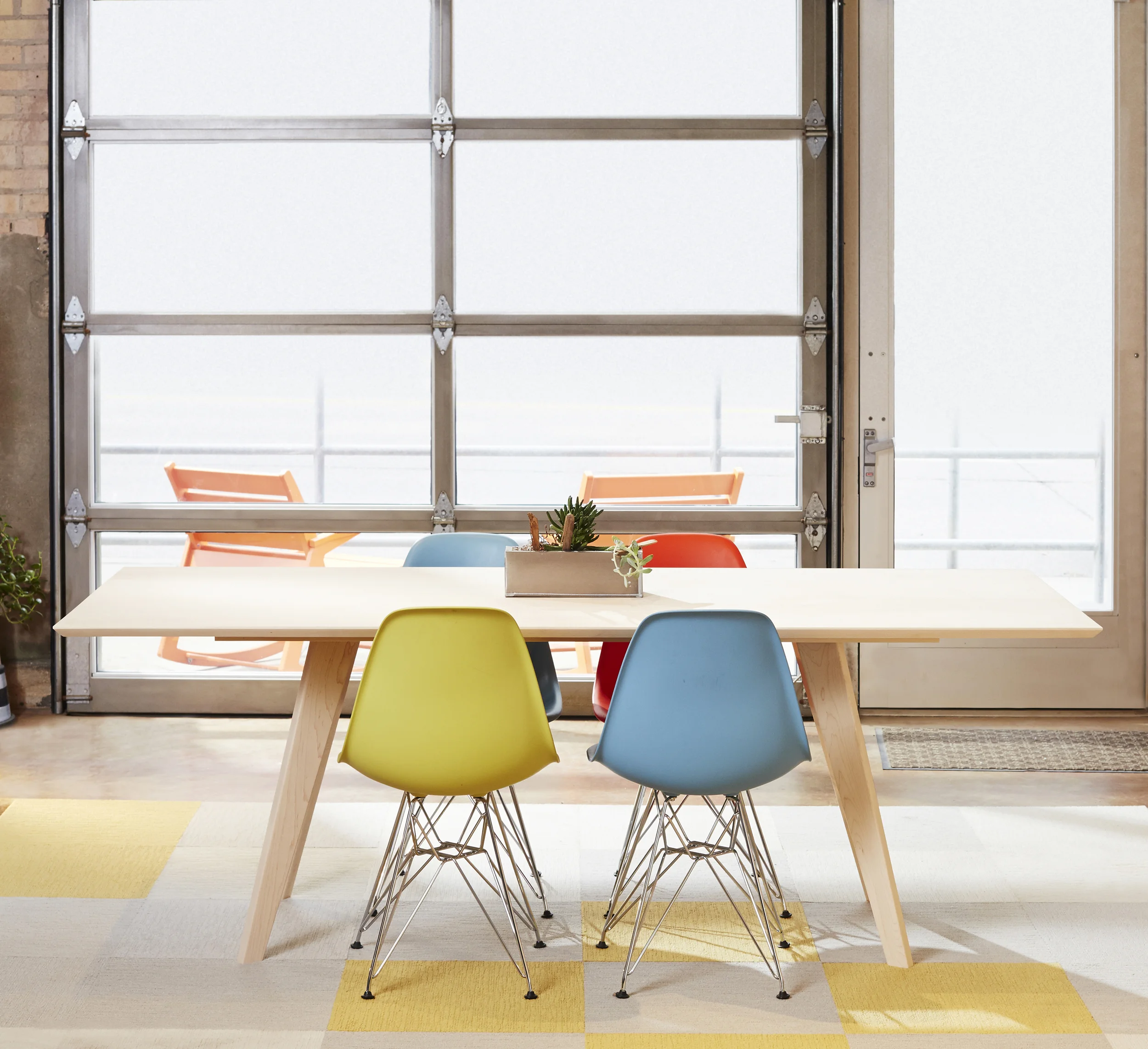 EASTVOLD_LOFT_ALDEN__STRAIGT_VIGNETTE.jpg