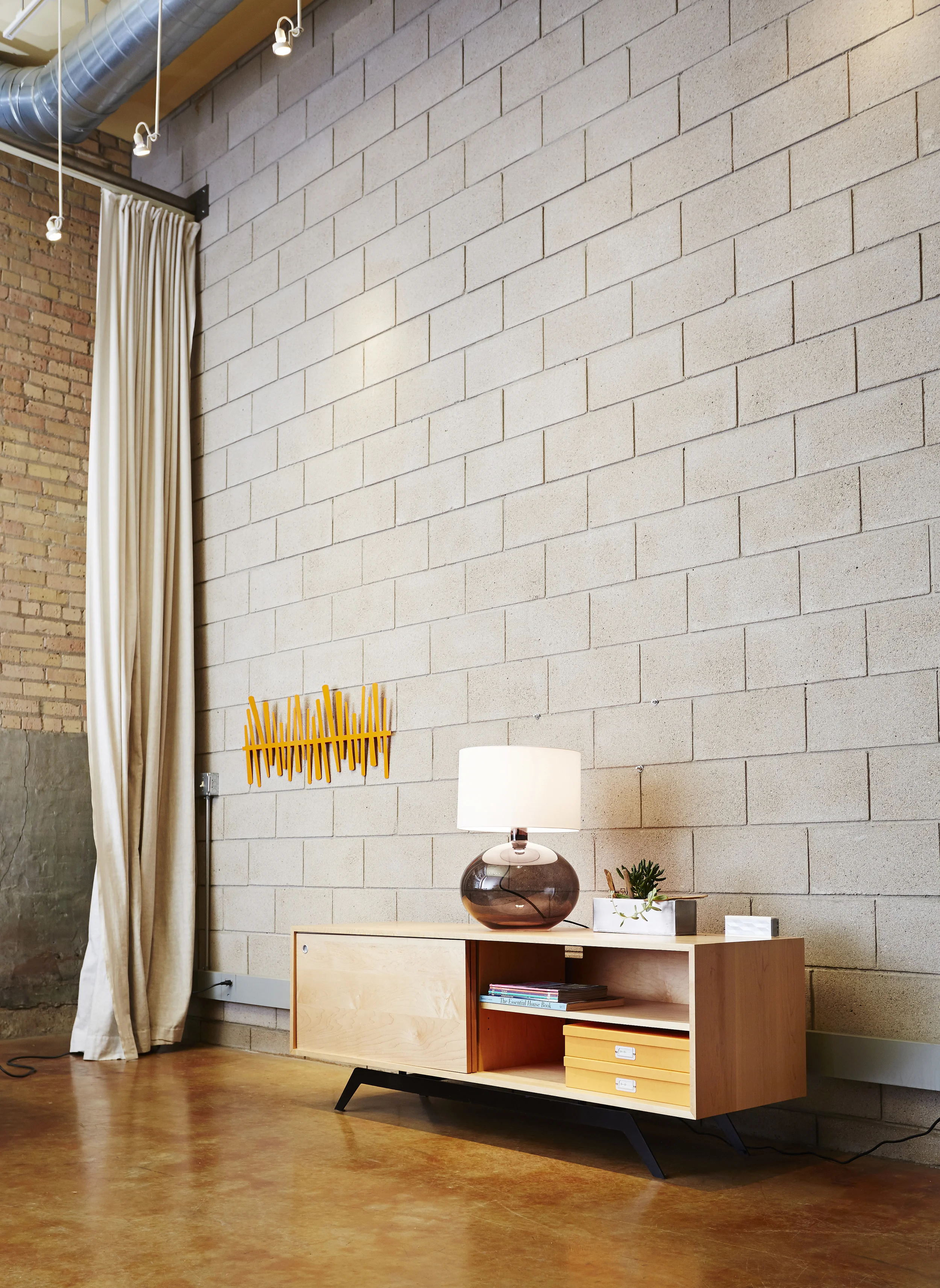 EASTVOLD_LOFT_ELKO_CLEAN_RAW.jpg