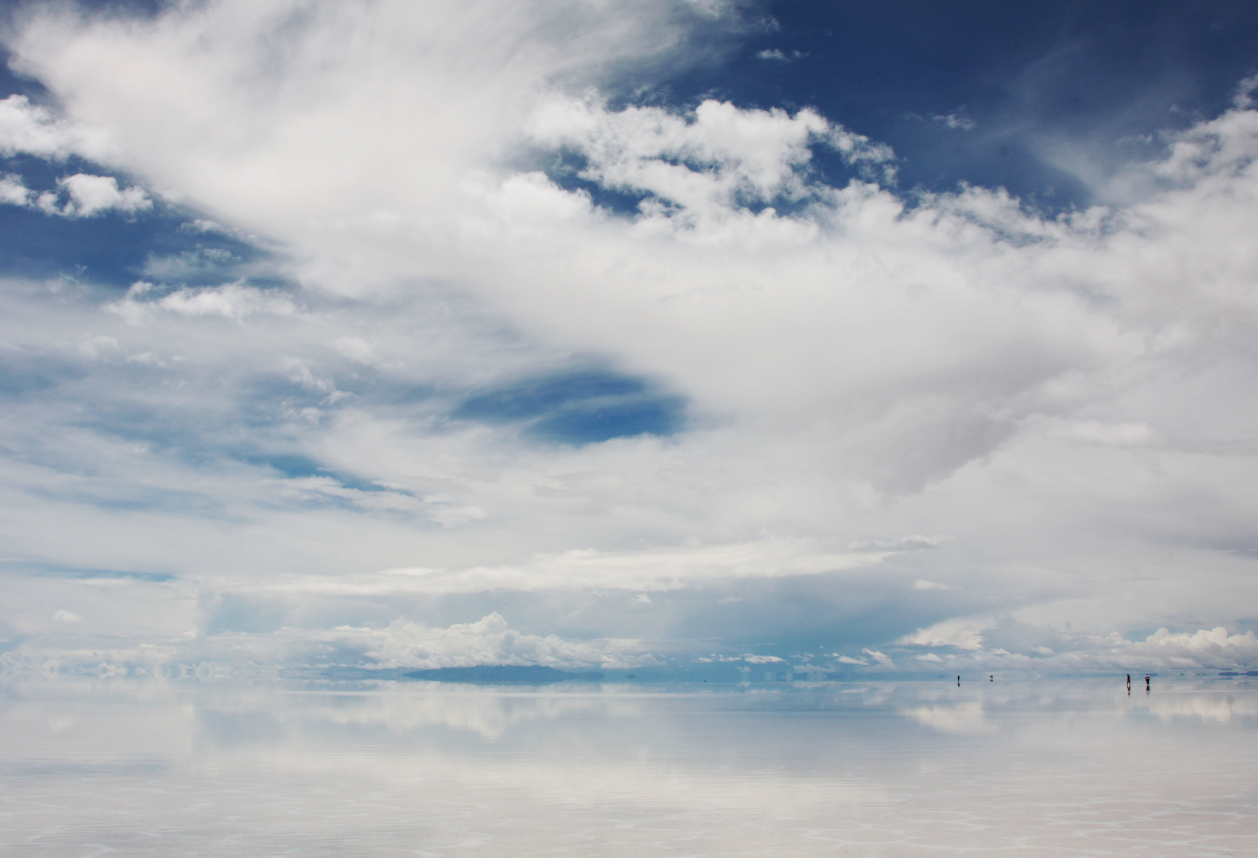 thin-cloud-pattern-in-sky_4460x4460.jpg