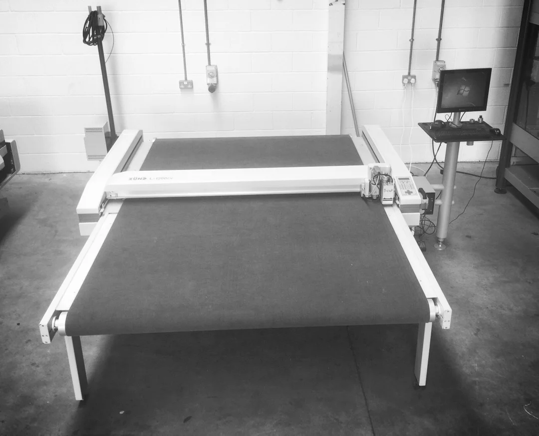 Sold Zund L-1200 Digital Cutter