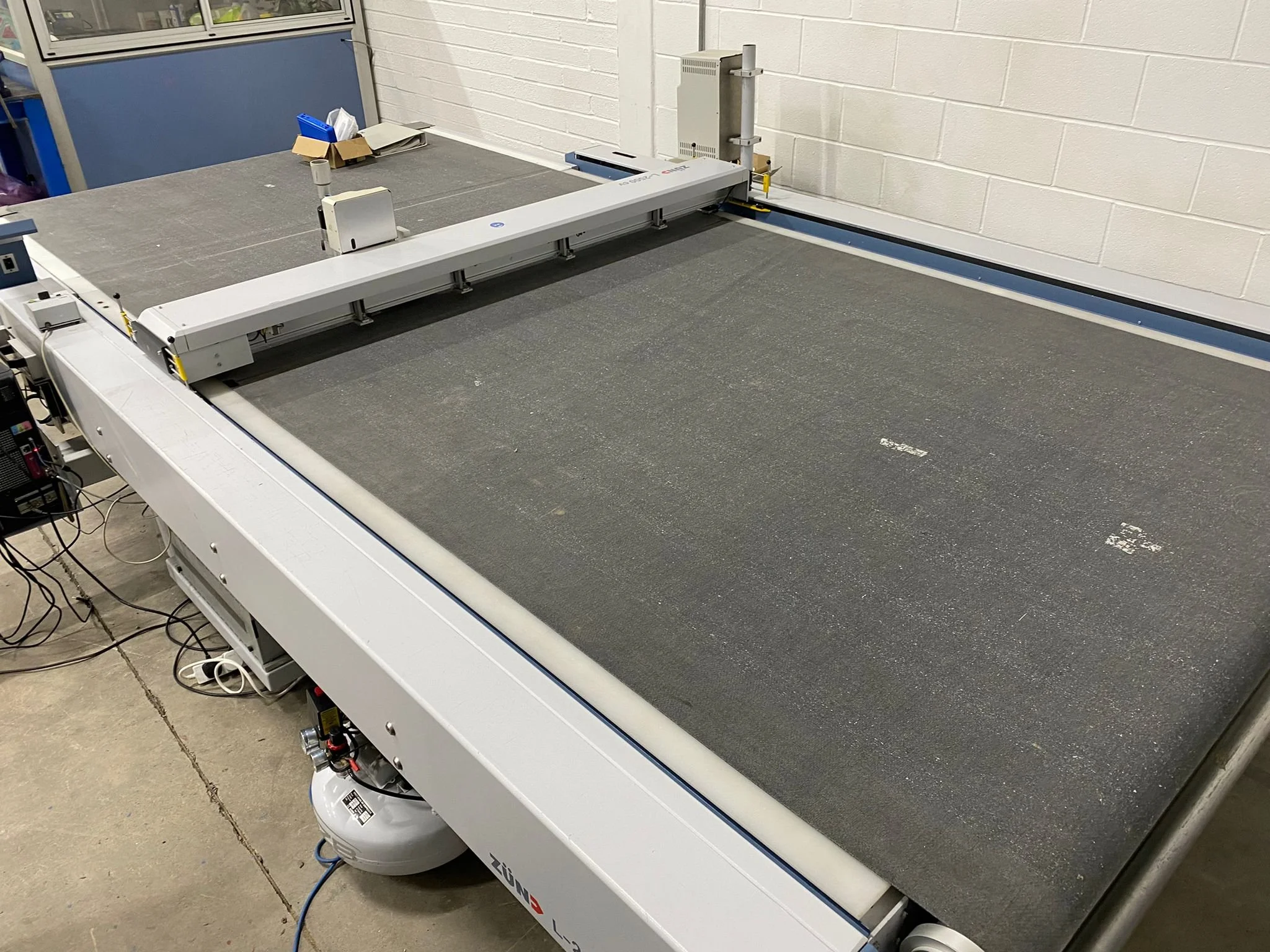 Zund cutter for sale UK.JPG