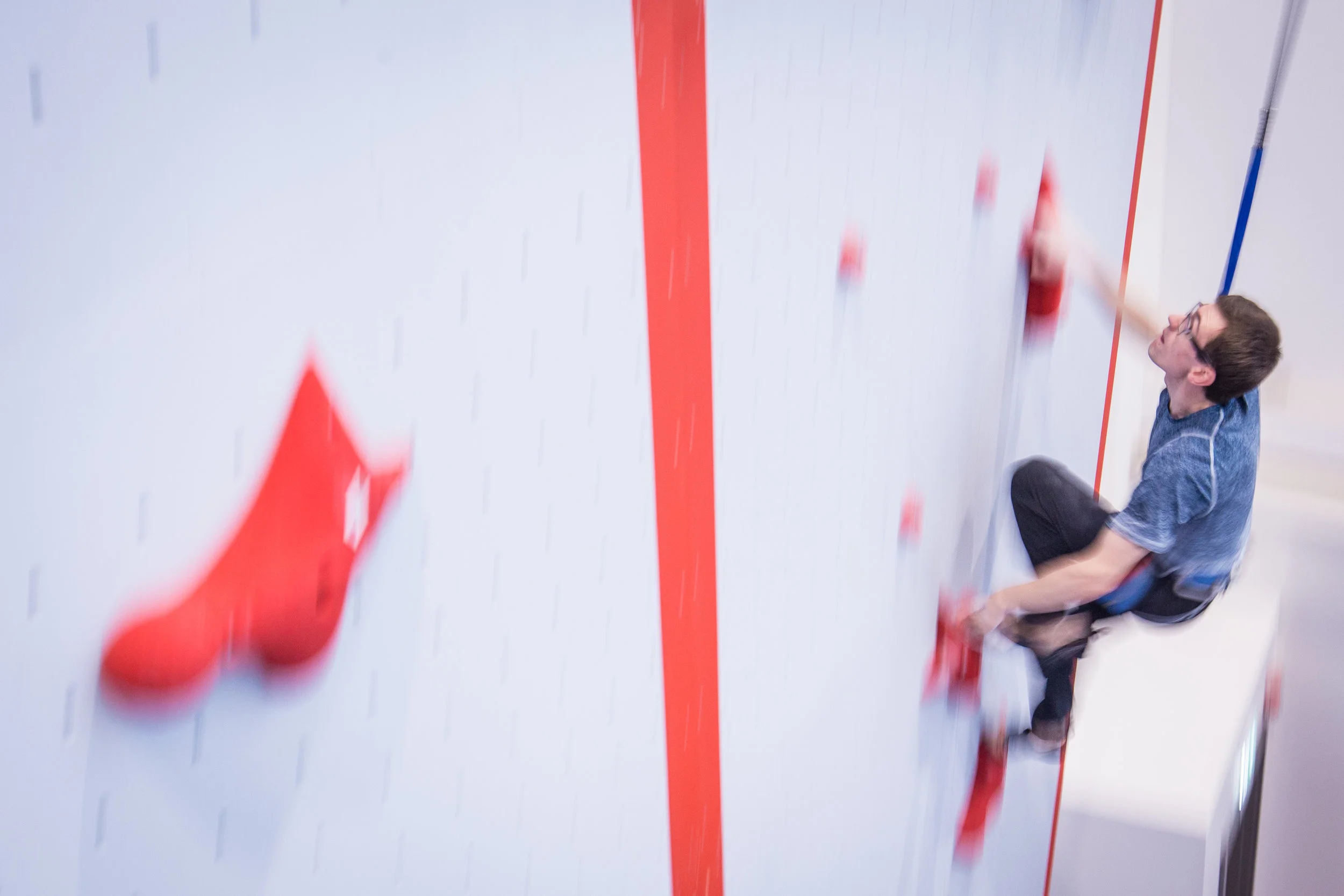 Shauna Coxsey and Will Bosi smash British speed climbing records