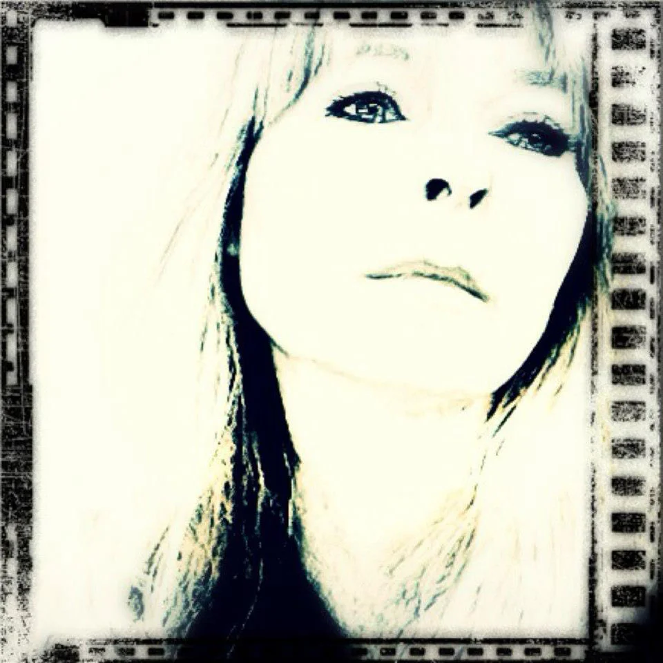Vivi Hanson Sacerdote - NEM Founder Artist
