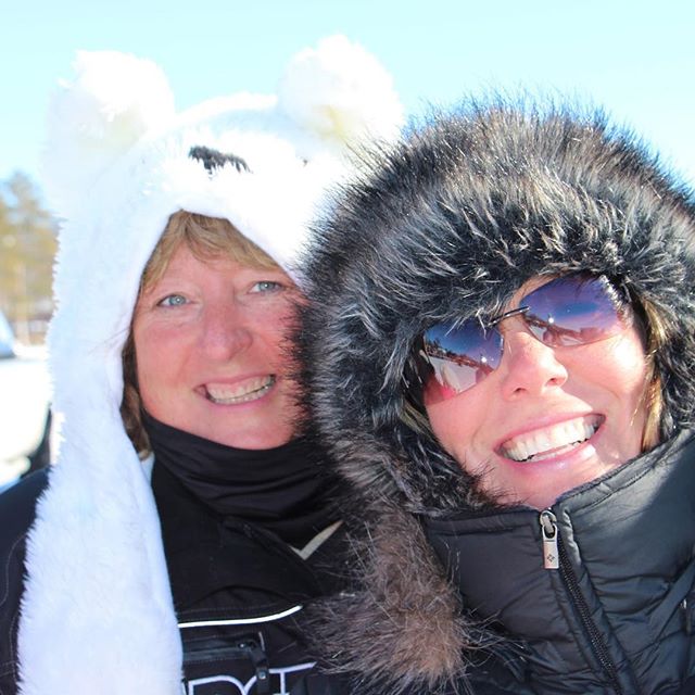 These two are ready for this weekend's #polarfestdl festivities. How about you? I'd love to have you join me for tons of #frozenfun! ❄️