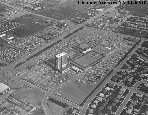 In the late 1950s, three Calgary businessmen set out to turn the site of the Chinook Drive-In theatre into a shopping mall, with Vancouver-based Woodward's department store as the anchor. The rest is retail history. (Photo: Glenbow Archives)