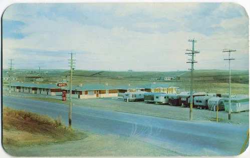Blue-Bird Motel and Trailer Court, 3912 MacLeod Trail, circa 1955. "Modern, comfortable and well furnished cottages, for summer and winter comfort. Close to the City Centre on Highway No. 2. Calgary's Finest Trailer Court. Pleasant quiet and courteously managed. Your Hosts: Mr. and Mrs. Ed. Pahl." (Photo: Calgary Public Library Postcards from the Past )
